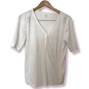 GAP White Cotton Ribbed Top with buttons